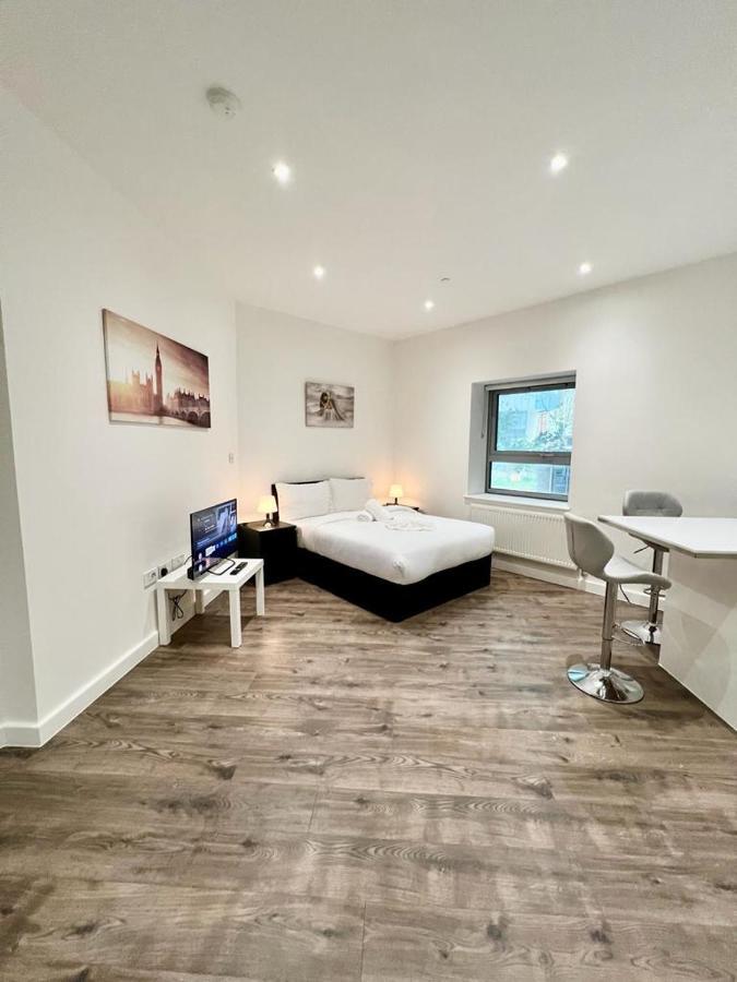 كرويدون Alarabi Apartments-Studio Flat المظهر الخارجي الصورة
